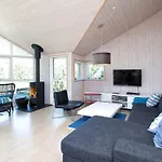 4 Star Holiday Home In Vaeggerlose *