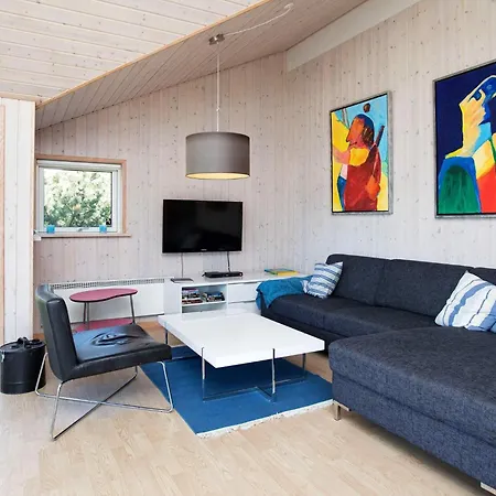 Дом отдыха 9 Person In Vaeggerlose-by Traum