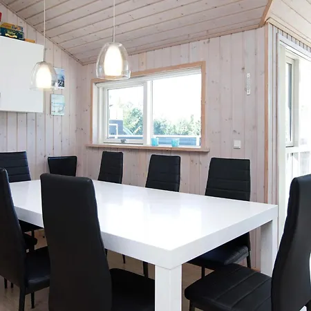 9 Person In Vaeggerlose-by Traum Boto By